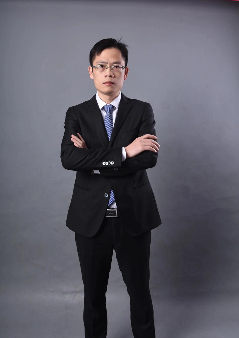尹清 项目运营总监